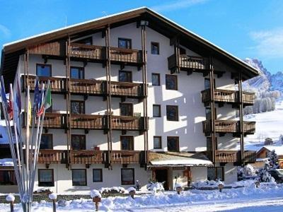 Residence Astoria La Villa  Exteriér fotografie